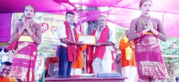 दुर्गा पुजा सेवा समिति श्रीपुरद्वारा ५३ जना सम्मानीत 